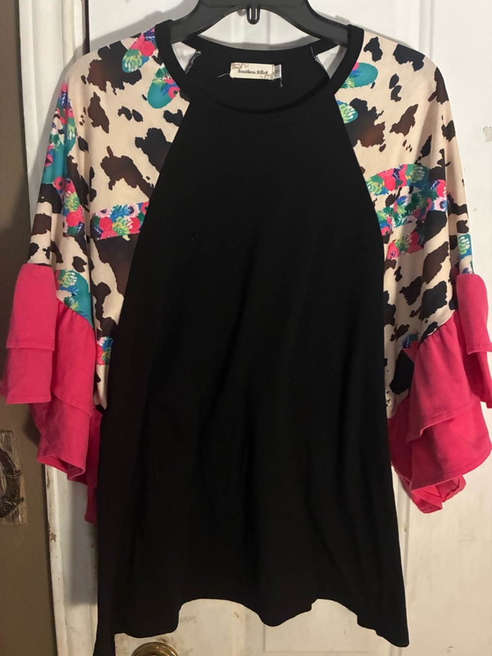 Black Raglan Top with Floral-Accent Leopard Sleeves and Pink Ruffles boho